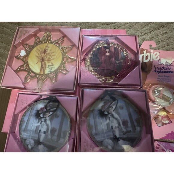 Lot Of Vintage Barbie Collectables ***see Pics*** - Picture 5 of 15